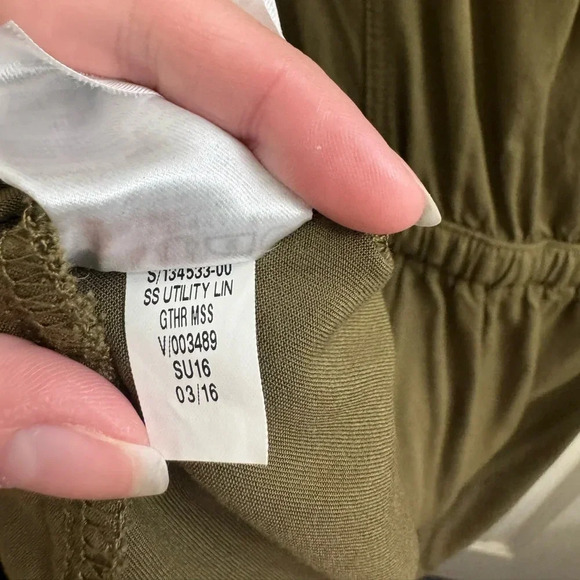 Old Navy olive green utility linen short sleeve romper - Picture 5 of 9